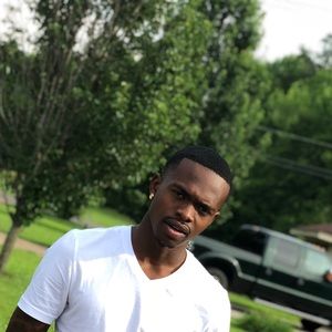 Meet your Posher, Kobi